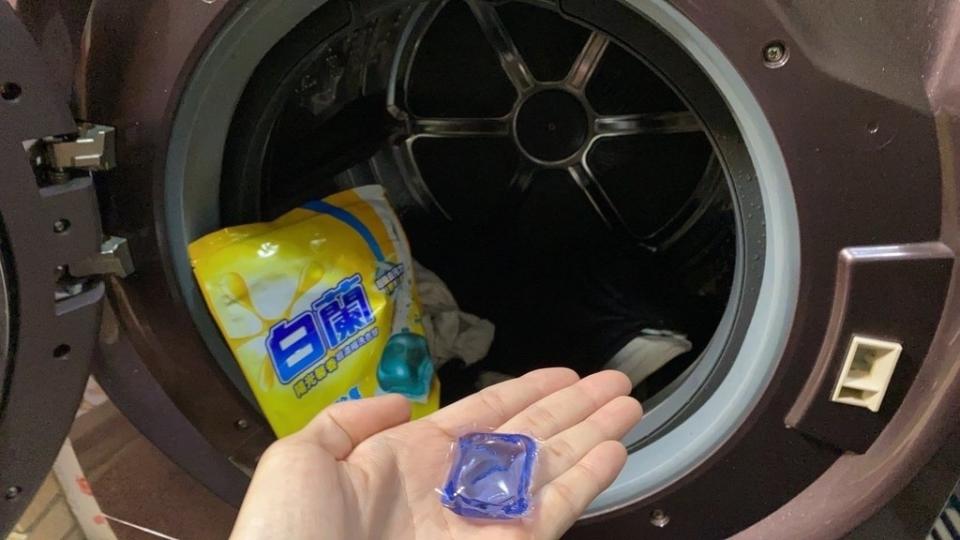 洗衣球是懶人神物（翻攝自臉書《momo網購好物交流》社團）