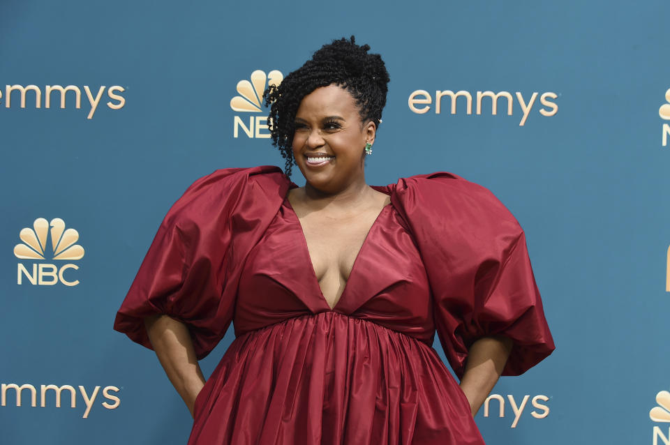 Natasha Rothwell llega a la 74a entrega de los Premios Emmy el lunes 12 de septiembre de 2022 en el Teatro Microsoft en Los Angeles. (Foto Jordan Strauss/Invision for the Television Academy/AP Images)