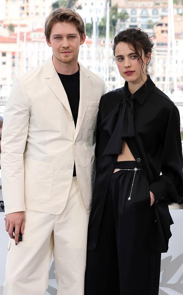 Joe Alwyn, Margaret Qualley 