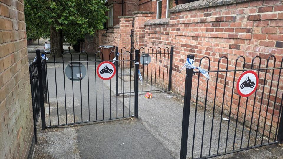 Alley in Park Road