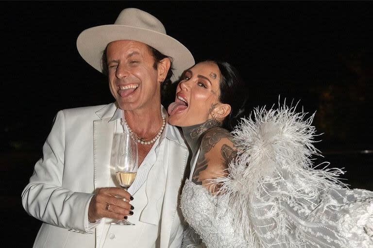 El casamiento de Cande Tinelli y Coti dio de qué hablar: hubo fiesta, amor y... Marcelo se quedó dormido 