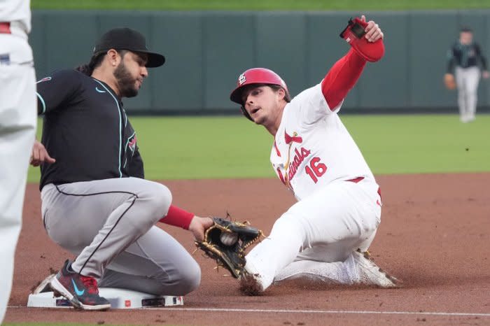 MLB: Arizona Diamondbacks rout St. Louis Cardinals