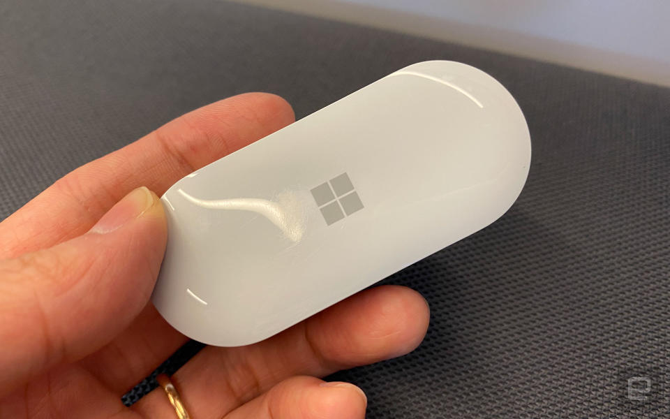 Microsoft Surface Earbuds 香港動眼看