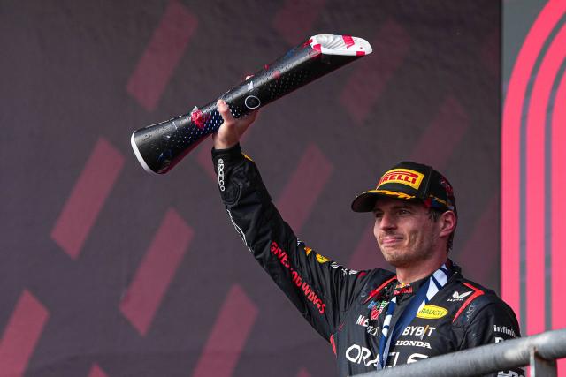 Who makes the United States Grand Prix trophy and what is it made