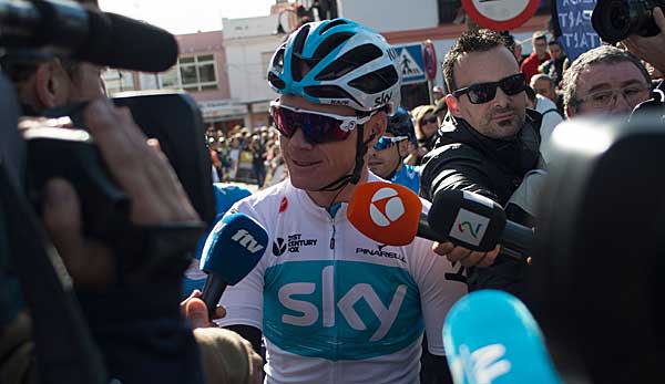 A pesar de estar siendo investigado por su positivo en la pasada Vuelta a España y de ser el foco de todas las miradas y polémicas, todo parece indicar que Chris Froome será el líder del Team Sky en el Giro de Italia que comenzará el 4 de mayo. / Foto: SPOX
