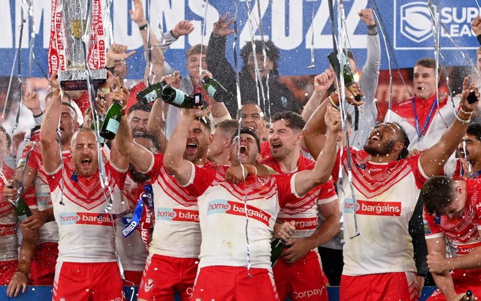 St Helens celebrate winning the Super League