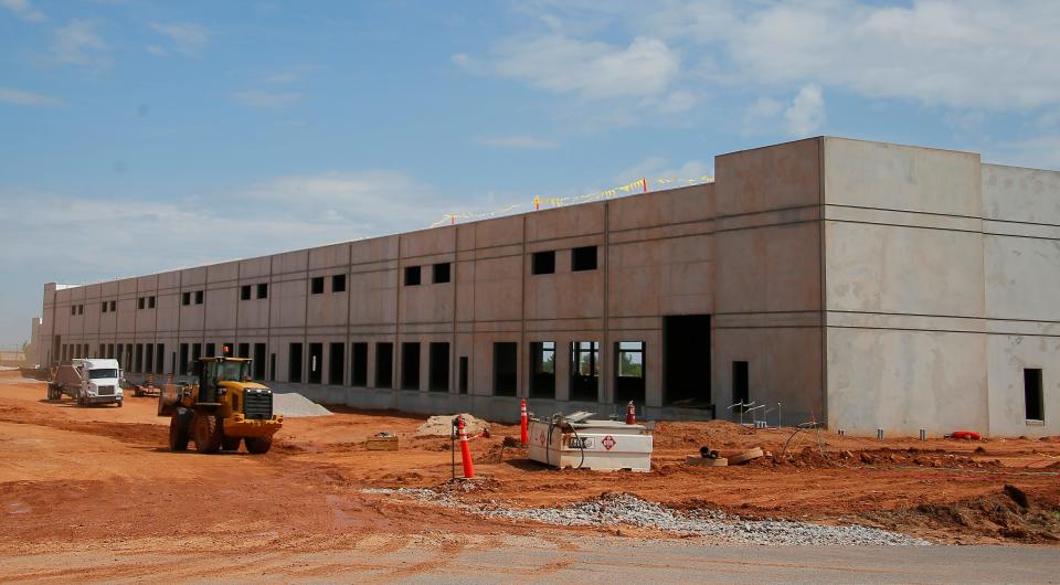 Construction work continues at Southeast Commerce Park on the northwest corner of SE 89 and Pole Road in Oklahoma City.