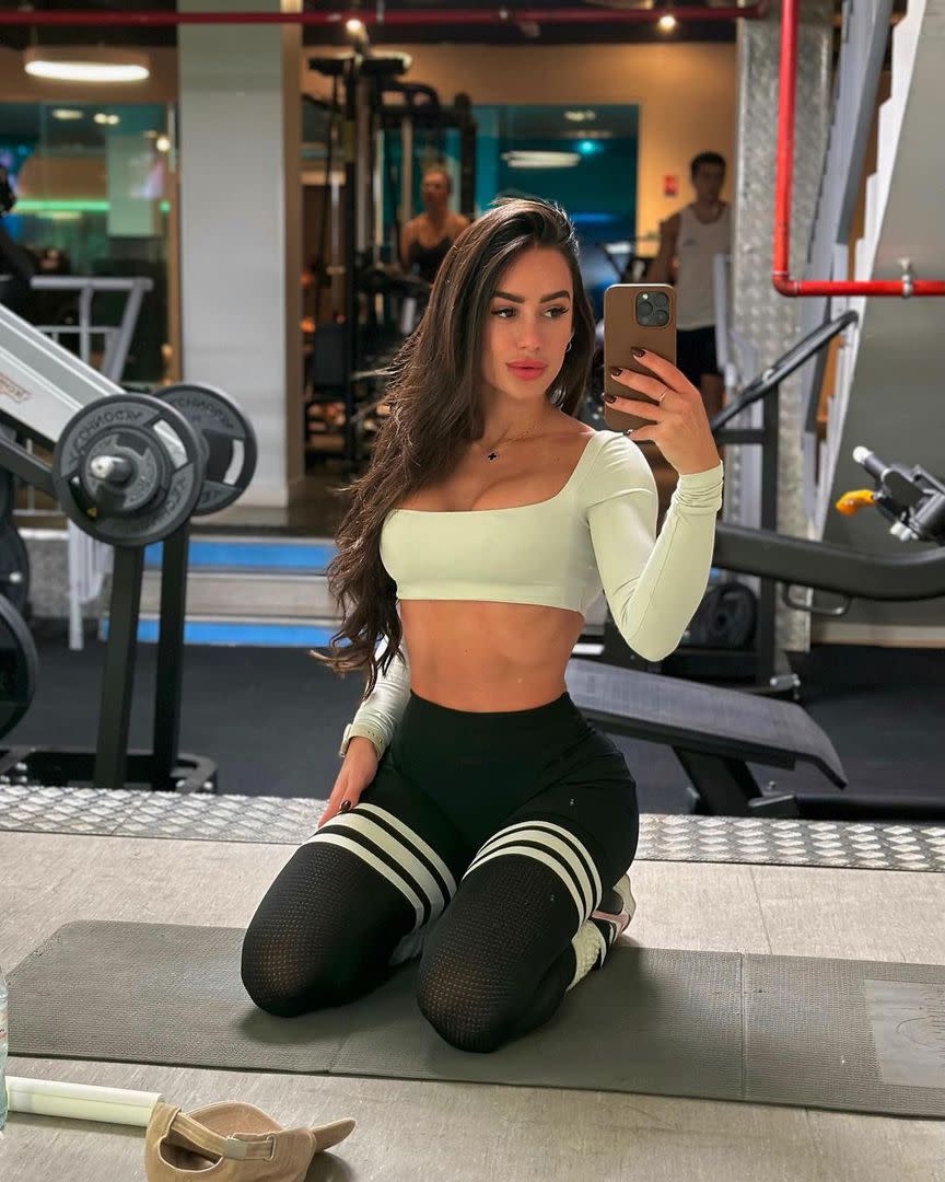 Julia Perez es fanática del fitness y comparte sus sesiones de entrenamiento en las redes 