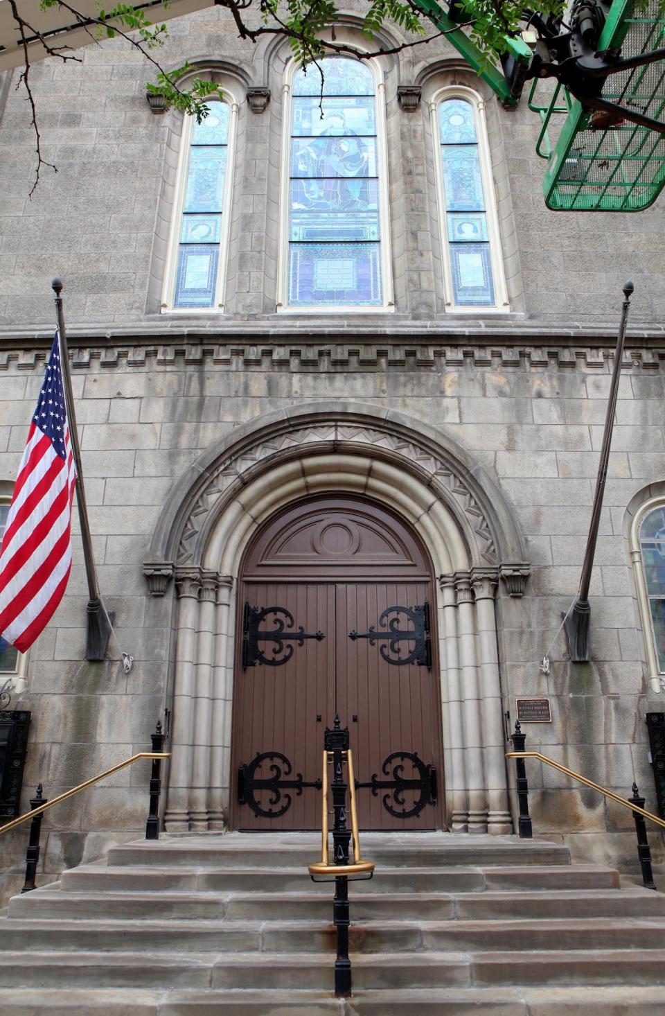 The Old Stone Church (Cleveland, Ohio)
Dating back to 1855, a medieval exterior gives way to Tiffany stained-glass windows inside Old Stone Church where not only are Presbyterian services held on Sunday, so is weekday afternoon yoga.