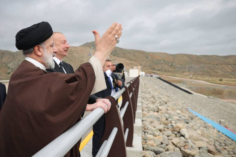 Azerbaijan's President Ilham Aliyev and Iran's President Ebrahim Raisi, attend the inauguration ceremony of Qiz Qalasi dam, at the border between Iran and Azerbaijan. A helicopter with Iranian President Ebrahim Raisi on board had to make an emergency landing in the west of the country on Sunday, state media reported. -/dpa