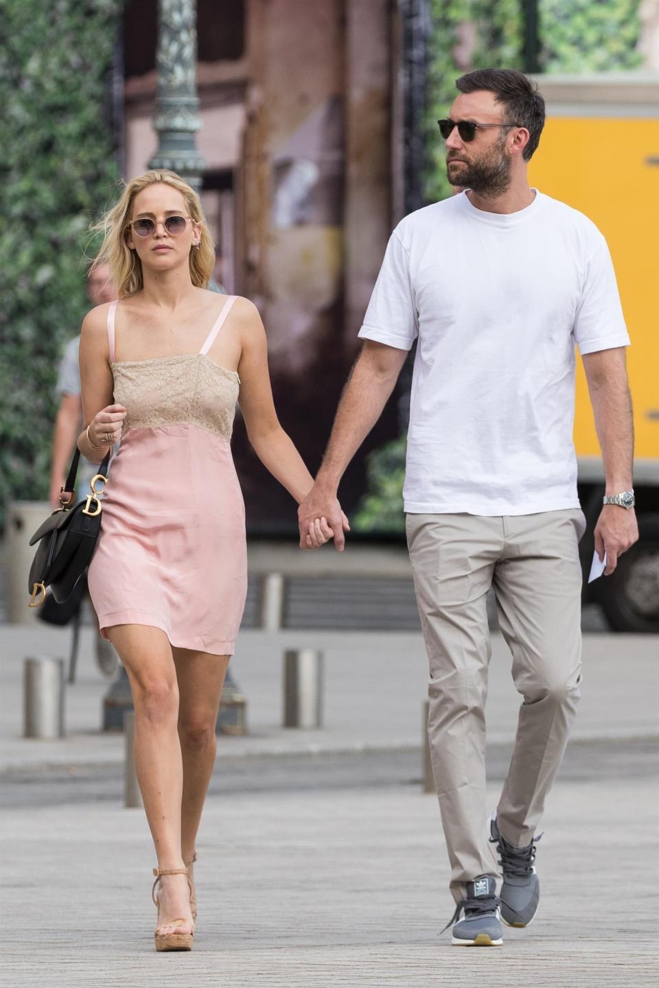 <p>WHO: Jennifer Lawrence</p> <p>WHAT: Mr. Leight sunglasses, Dior bag, Schutz shoes</p> <p>WHERE: On the street, Paris</p> <p>WHEN: August 8, 2018</p>