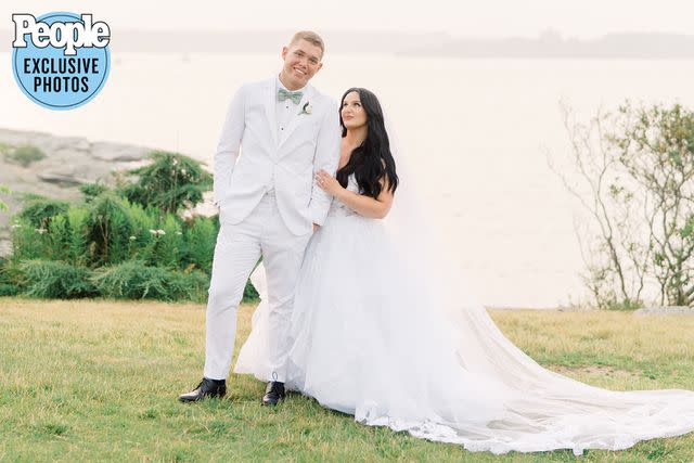 TikTok Star Mikayla Nogueira Is Married! Inside the 'Classic' Wedding in  Rhode Island (Exclusive)