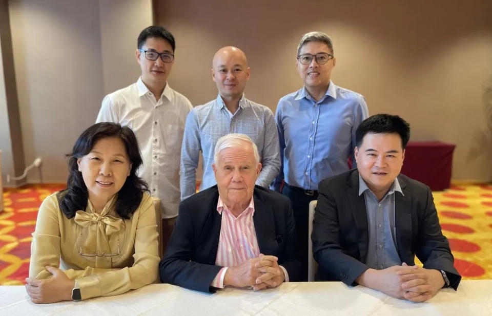 (Seated L-R) Mdm Hao Dongting (Executive Chairperson), Mr James Beeland Rogers, Jr. (Non-Independent, Non-Executive Director), Mr Yip Kean Mun (Executive Director)(Standing L-R) Mr Lam Kwong Fai (Lead Independent Director), Mr Cheung Wai Man (Independent Director), Mr Tan Meng Shern (Independent Director)