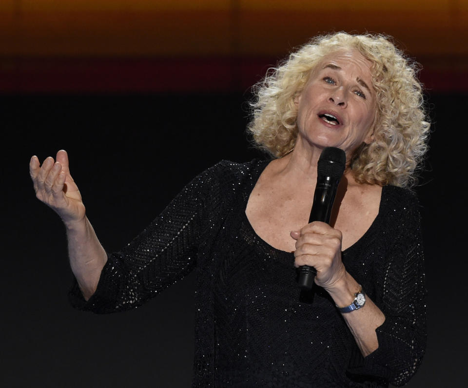 Singer/composer Carole King performs on stage on the fourth and final day of the Democratic National Convention at Wells Fargo Center on July 28, 2016 in Philadelphia, Pennsylvania.