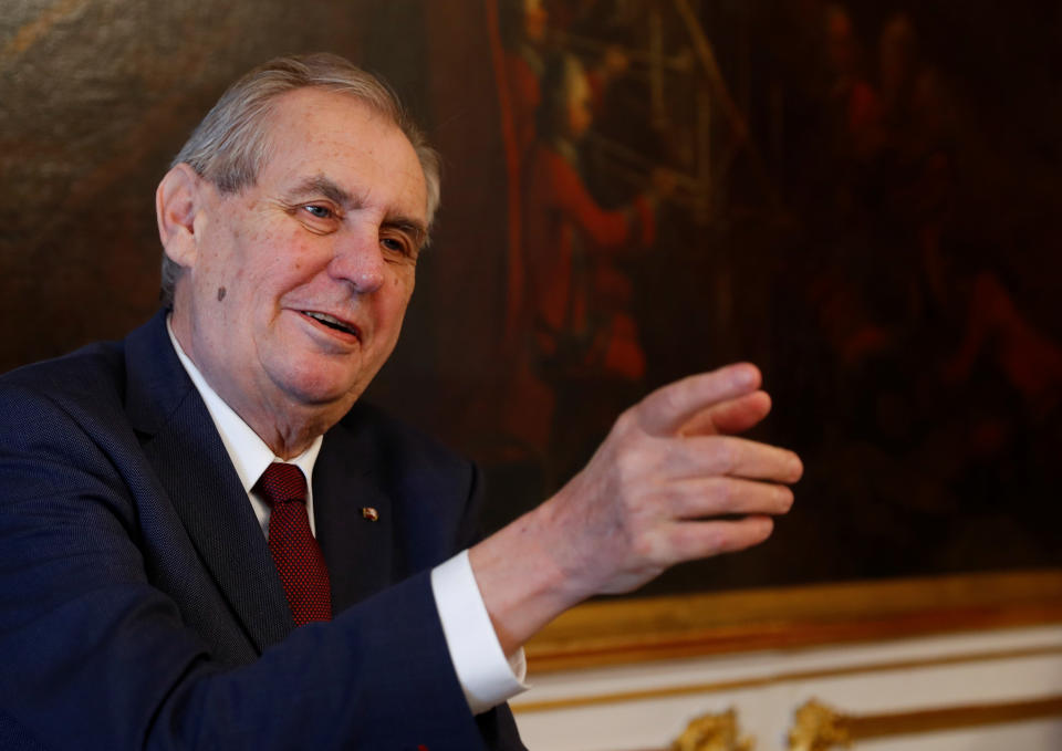 Czech President Milos Zeman gestures in Vienna, Austria April 3, 2019.   REUTERS/Leonhard Foeger