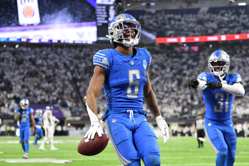 Ifeatu Melifonwu (6) clinched the Lions' first division title since 1993 with an interception. (Photo by Stephen Maturen/Getty Images)