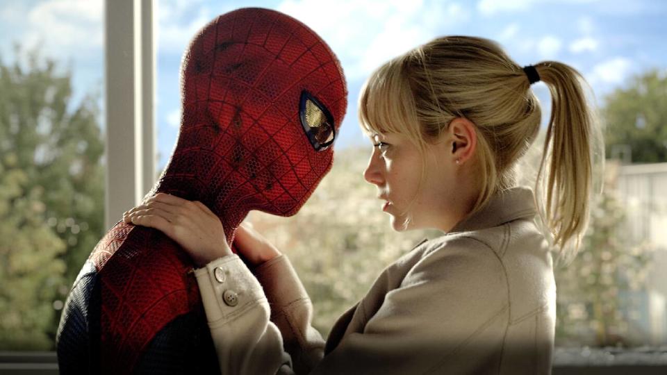 Andrew Garfield as Spider-Man and Emma Stone as Gwen Stacy in The Amazing Spider-Man