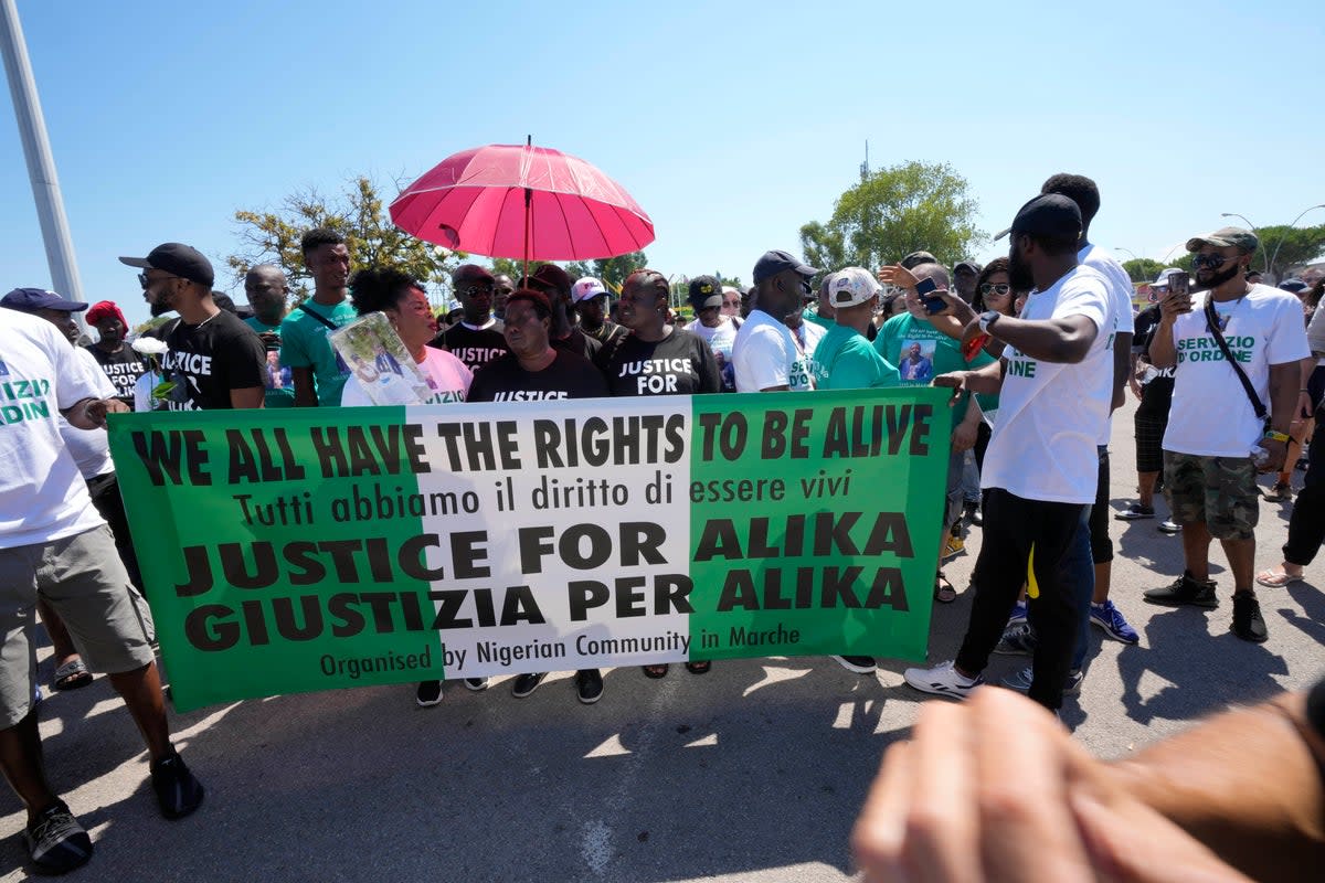 ITALIA-NIGERIANO ASESINADO (AP)