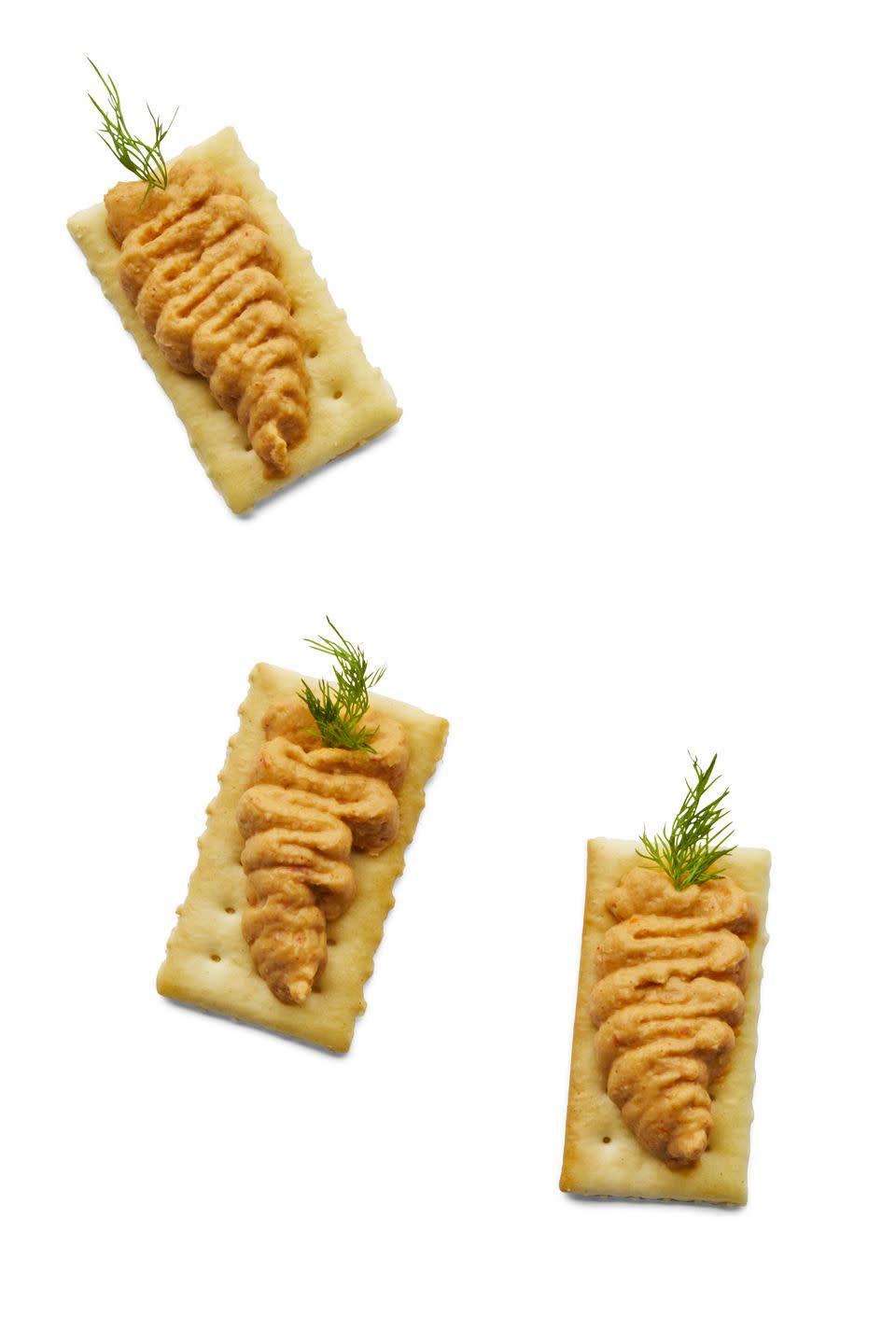 17) Hummus Crackers