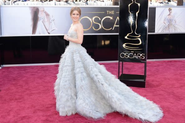 <p>Das Oscar de la Renta Kleid von Amy Adams eroberte alle Herzen – es ist einfach der Traum jeder Prinzessin.</p><p><i>[Foto: Jason Merritt/Getty Images]</i></p>