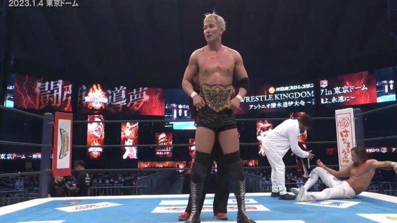 Kazuchika Okada Beats Jay White, Wins IWGP World Heavyweight Title At NJPW Wrestle Kingdom 17