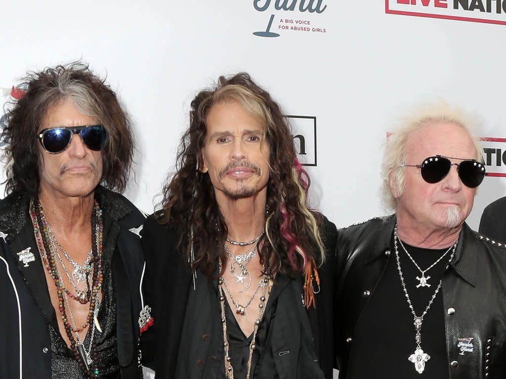 Peace out Aerosmith: Die Band um Steven Tyler (M.) hört auf. (Bild: carrie-nelson/ImageCollect)
