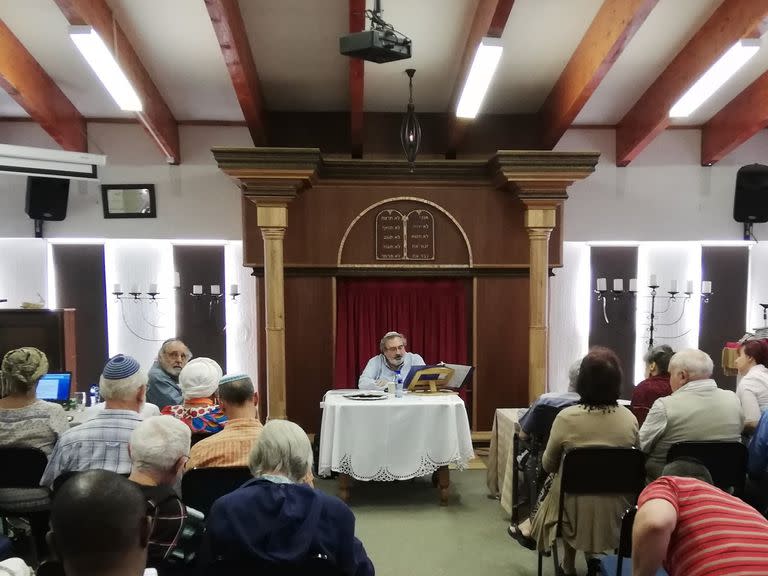 El rabino Sedaca, durante una conferencia en Pretoria, Sudáfrica