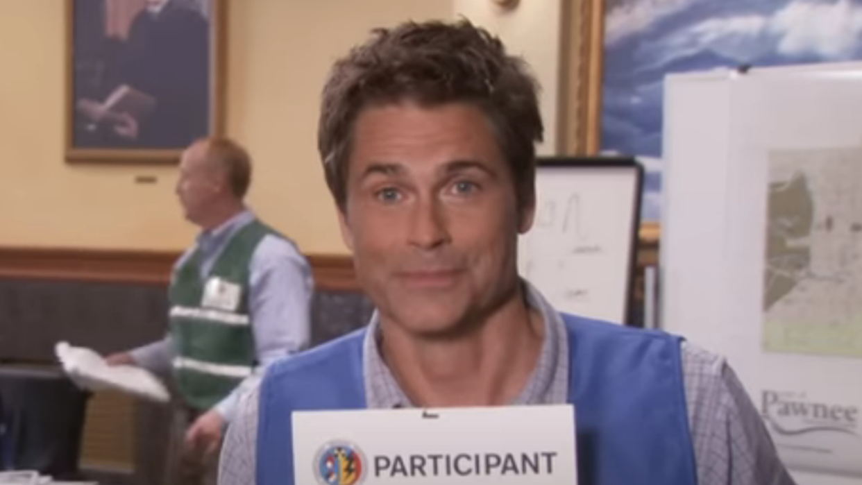  Robe Lowe as Chris in NBC's Parks and Recreation. 