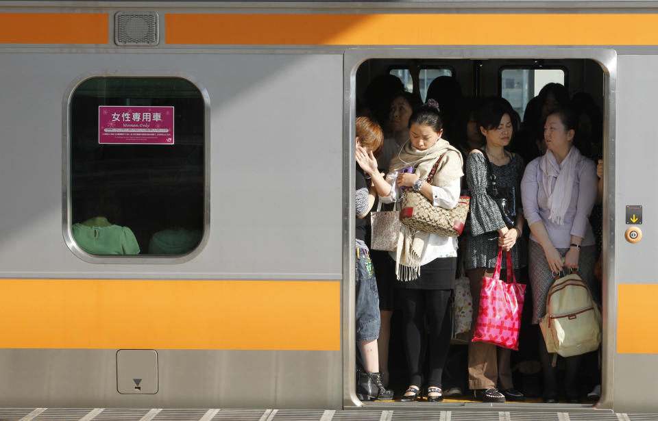 A women-only carriage in Tokyo. (Photo: Yuriko Nakao / Reuters)