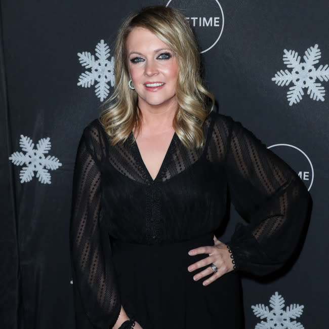 Melissa Joan Hart niega rivalidad con Lena Dunham credit:Bang Showbiz