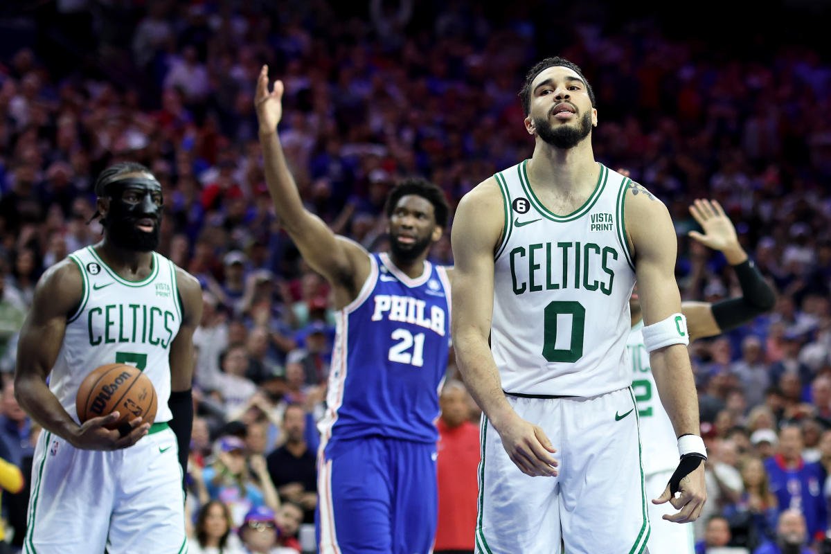 Celtics weather Warriors' storm, win Game 3 to take 2-1 NBA Finals