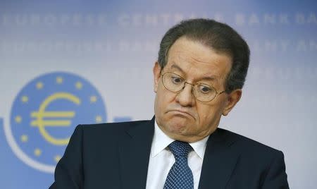 European Central Bank (ECB) Vice President Vitor Constancio attends a news conference at the ECB in Frankfurt October 26, 2014. Twenty five euro zone banks failed a landmark health check of their ability to withstand another economic crisis with a capital shortfall of 25 billion euros at the end of last year, the ECB said on Sunday. REUTERS/Ralph Orlowski (GERMANY - Tags: BUSINESS) - RTR4BNAO