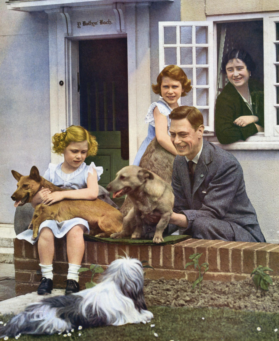 The Queen with her father, mother and sister as a child