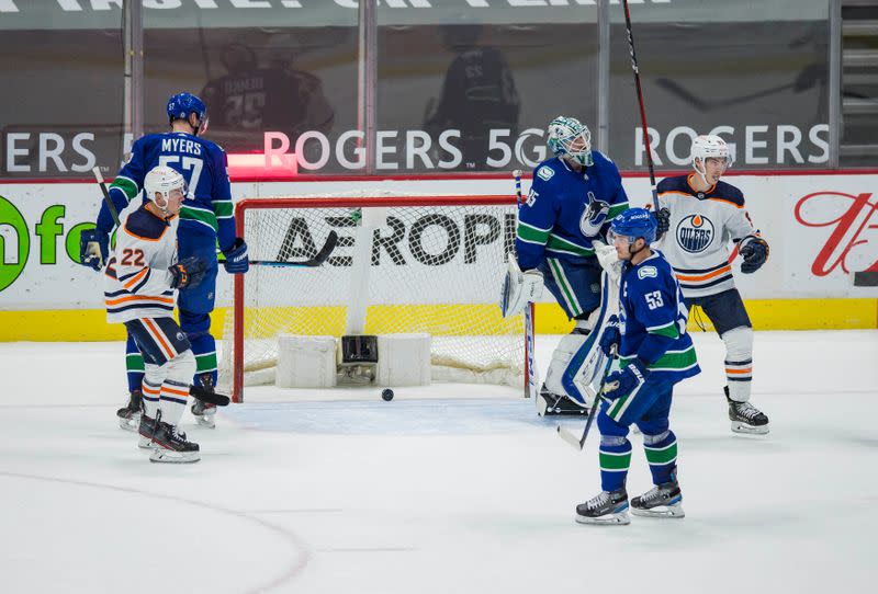 NHL: Edmonton Oilers at Vancouver Canucks