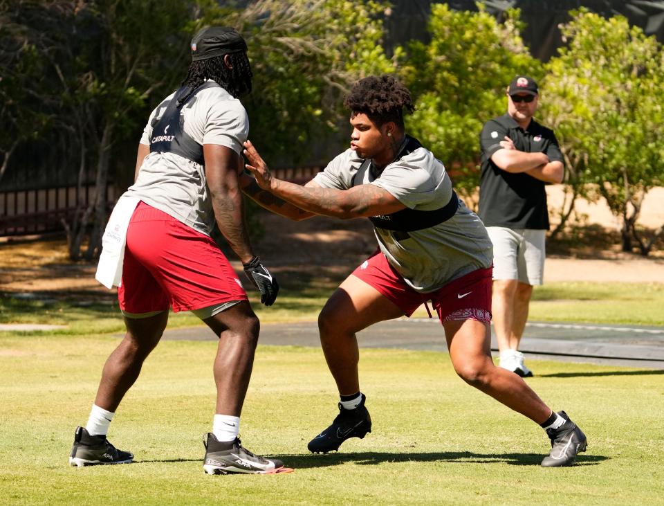 Arizona Cardinals defensive linemen Darius Robinson and Myles Murphy (right) during rookie mini-camp in Tempe on May 10, 2024.