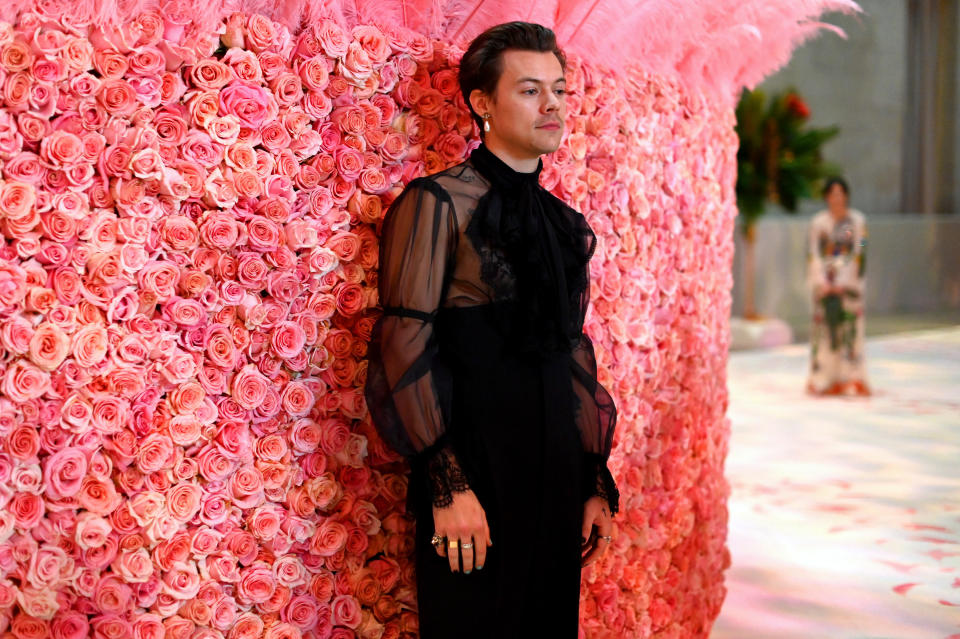 NEW YORK, NEW YORK - MAY 06: (EXCLUSIVE COVERAGE)   Harry Styles attends The 2019 Met Gala Celebrating Camp: Notes on Fashion at Metropolitan Museum of Art on May 06, 2019 in New York City. (Photo by Matt Winkelmeyer/MG19/Getty Images for The Met Museum/Vogue)