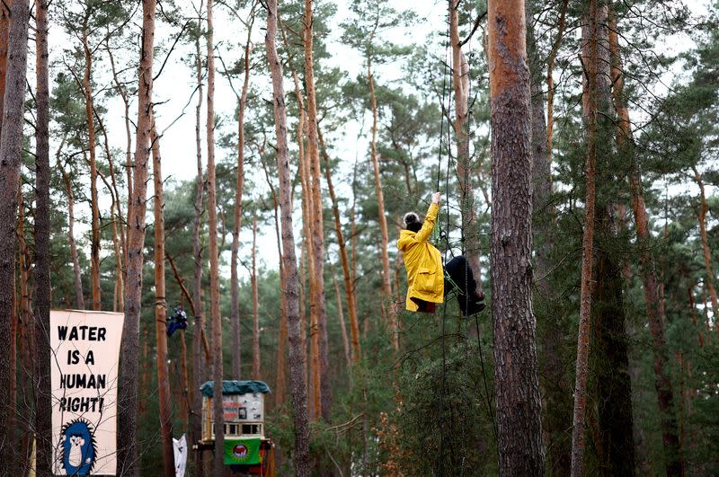 Protest against the expansion of the Tesla Gigafactory in Gruenheide