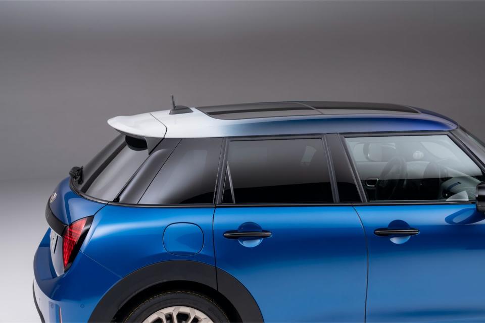 2025 mini cooper 4 door