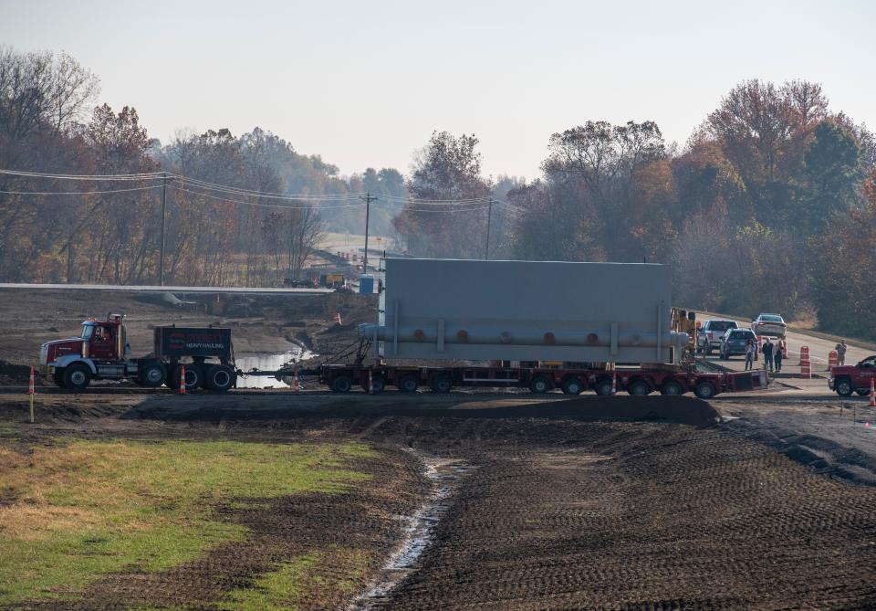 A boiler evaporator weighing 211,000 pounds and measuring 20 feet wide is transported to the construction site of the $600 million Pratt Paper complex in Henderson, Ky., Tuesday morning, Nov. 1, 2022.