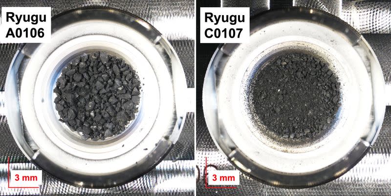 Muestras de rocas carbonáceas recuperadas del asteroide Ryugu, que fueron sometidas a análisis químicos por miembros del equipo de materia orgánica soluble (SOM) de Hayabusa2, dirigido por Hiroshi Naraoka, Yoshinori Takano y Jason Dworkin, se ven en esta foto sin fecha.