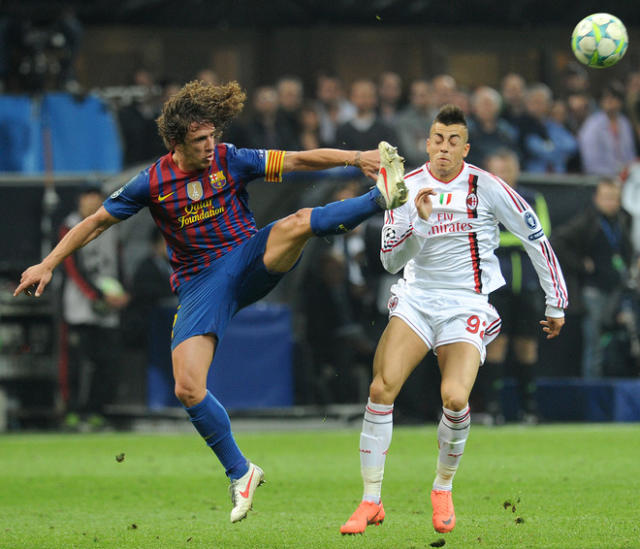 The Football Arena - When AC Milan played Barcelona and Puyol