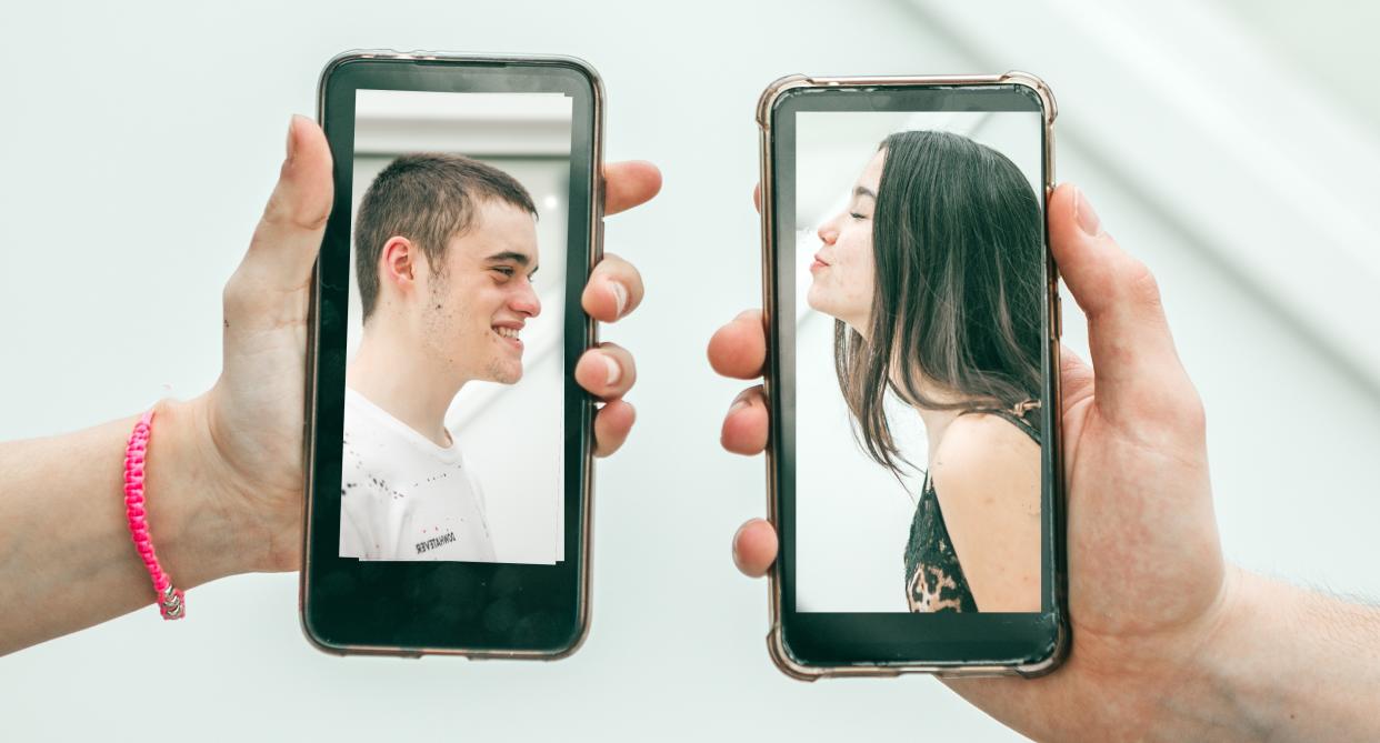 Couple in a long-distance relationship