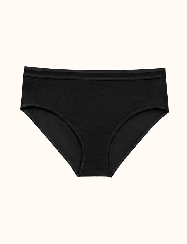 What color undies to wear on NYE – Underwear News Briefs