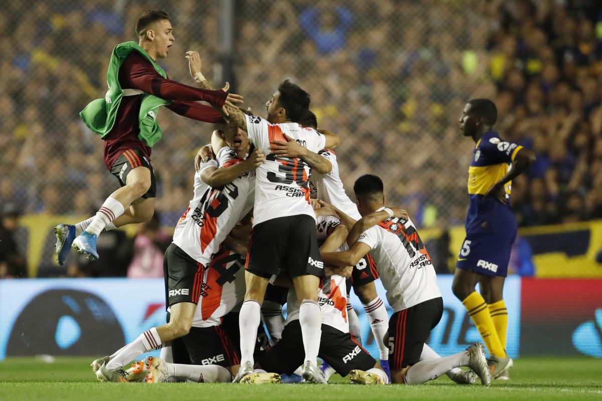 Football Heads: 2015 Copa Libertadores Game - Football Games