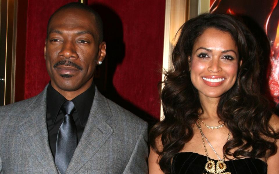 ... die Ehe mit Schauspielerin Tracey Edmonds (Bild). Die Bindung hielt nur zwei Wochen. Dabei begann alles wie im Paradies: auf einer privaten Insel in Polynesien. Glück im Unglück: Die Ehe mit Eddie Murphy war in den USA nicht rechtskräftig. (Bild: Bruce Glikas/FilmMagic/Getty Images)