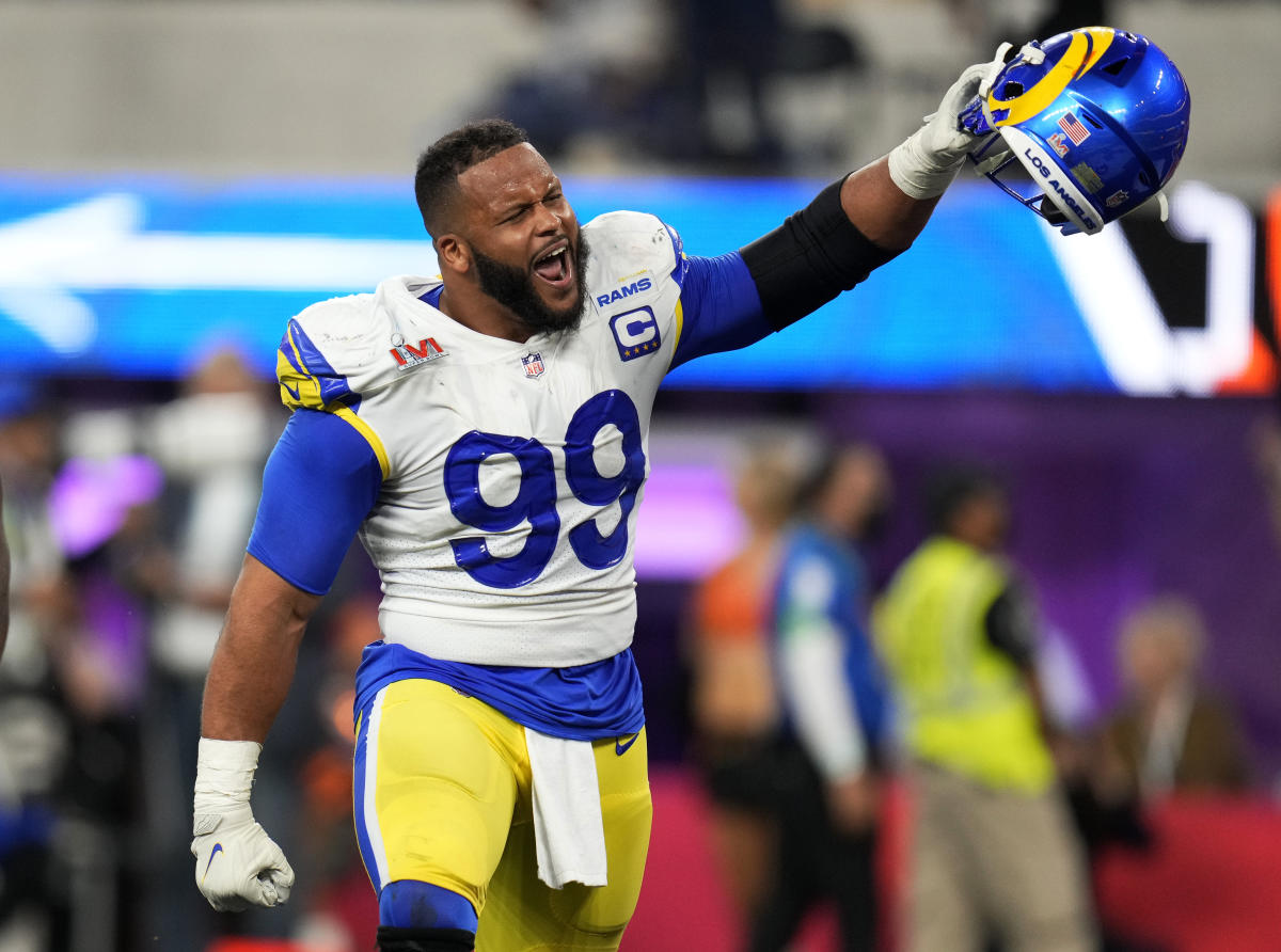 Super Bowl 2022: L.A. Rams star Aaron Donald considering retirement if team  wins Sunday, per report 