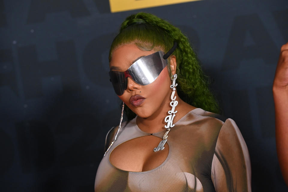 ATLANTA, GEORGIA – SEPTEMBER 30: Lil Kim attends the BET Hip Hop Awards 2022 at The Cobb Theater on September 30, 2022 in Atlanta, Georgia. (Photo by Paras Griffin/Getty Images for BET)