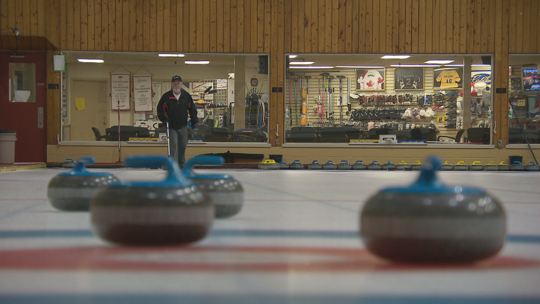 Moncton couple aims for top spot at Maritime Stick Curling Championships