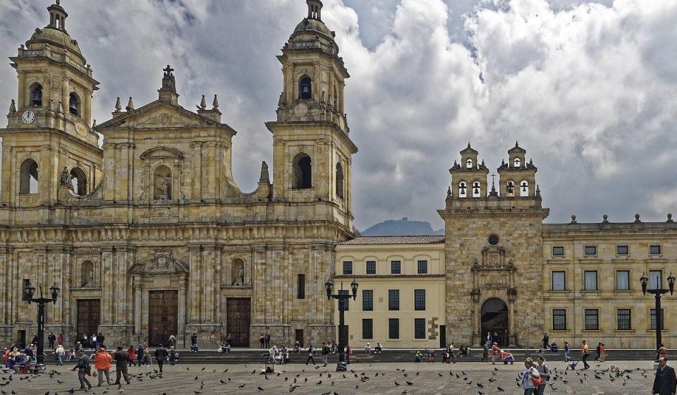 Plaza de Bolívar, Bogotá: lugar de la posesión presidencial. Imagen de Makalu en Pixabay