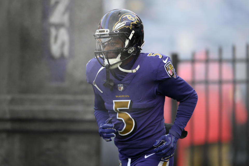 Baltimore Ravens wide receiver Marquise Brown (5) 